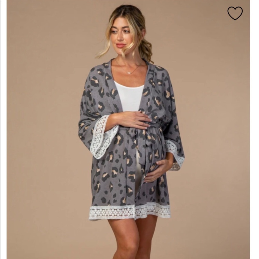 Pinkblush Gray Leopard Robe